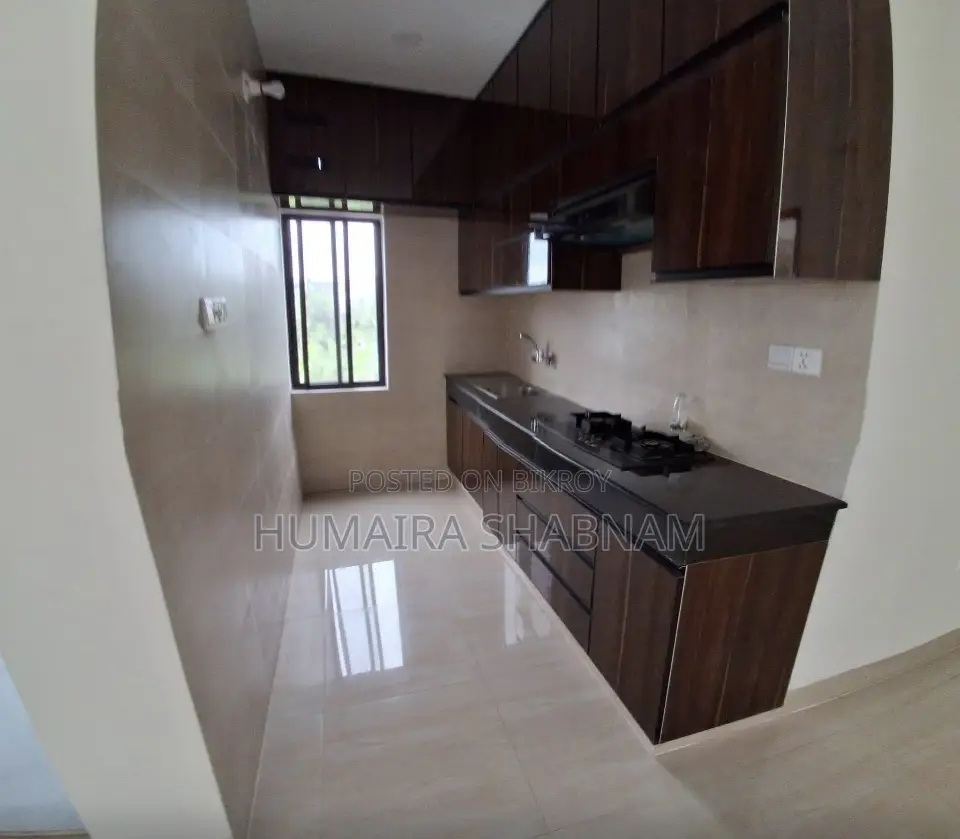 Move Your Business Into a Brand-New Building in Prestigious Nikunja-1