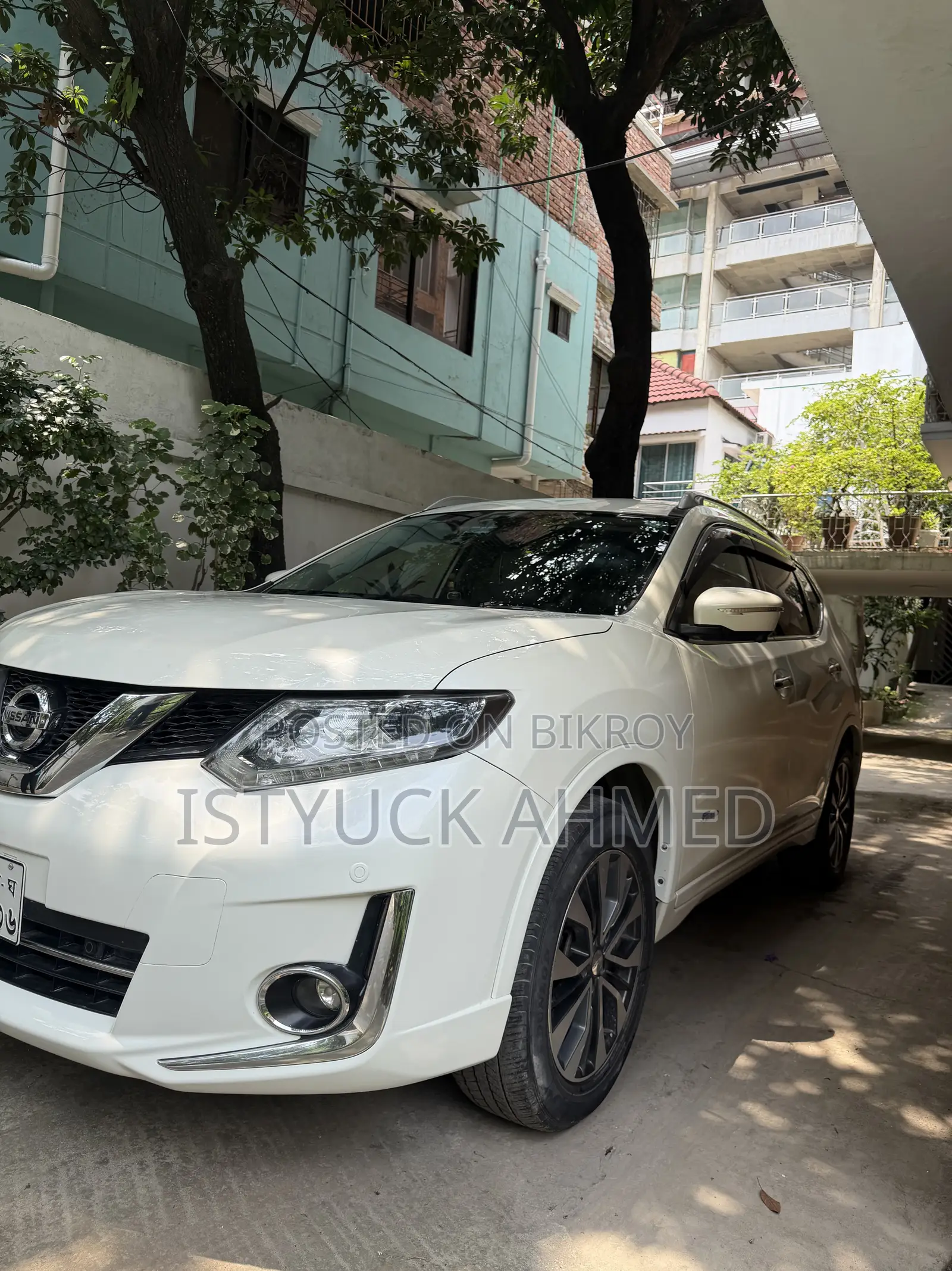 Nissan X-Trail 2.0 Hybrid FWD 2015 Pearl