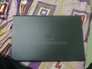 Laptop Dell Inspiron 15 8GB AMD Ryzen 5 SSD 256GB