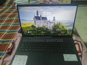 Laptop Dell Inspiron 15 8GB AMD Ryzen 5 SSD 256GB