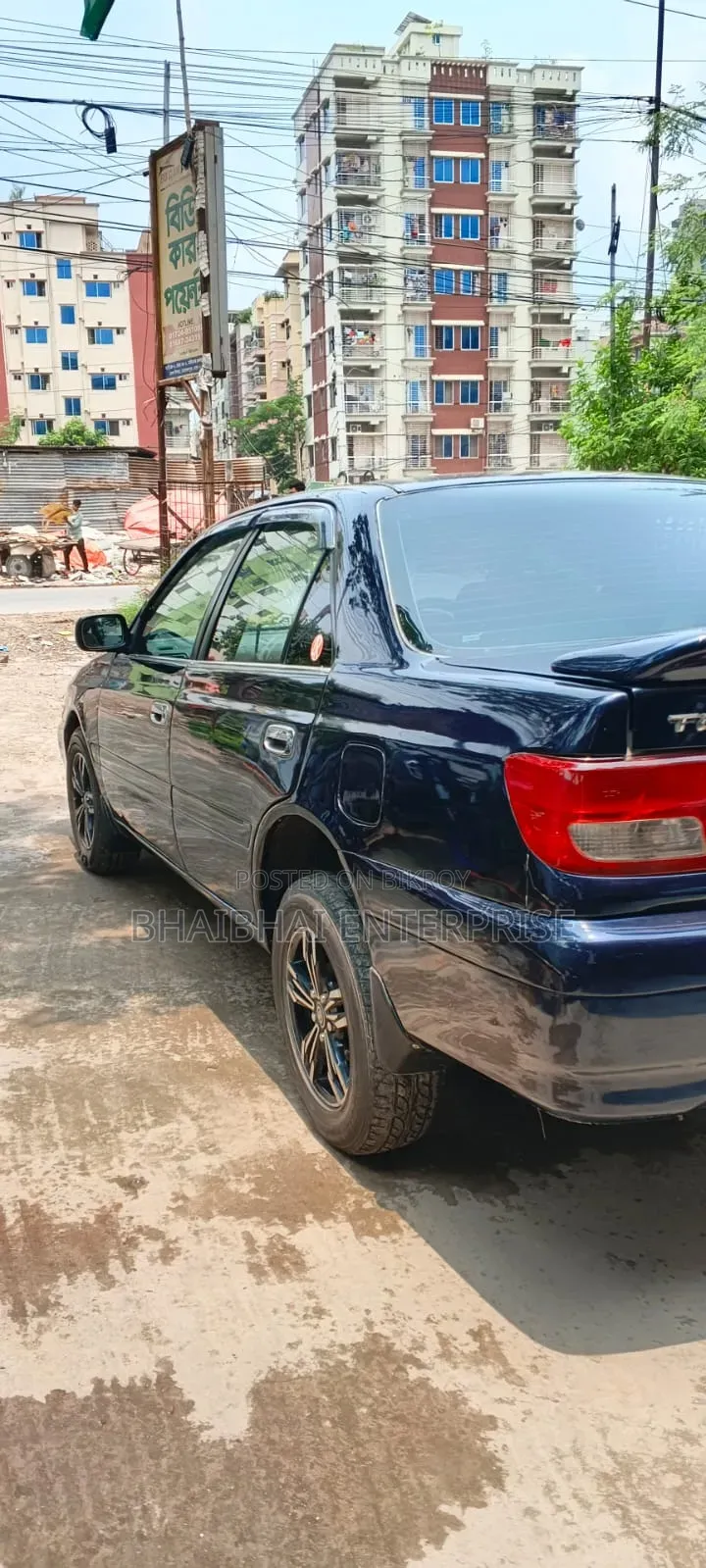 টয়োটা কারিনা ২০০১ নীল