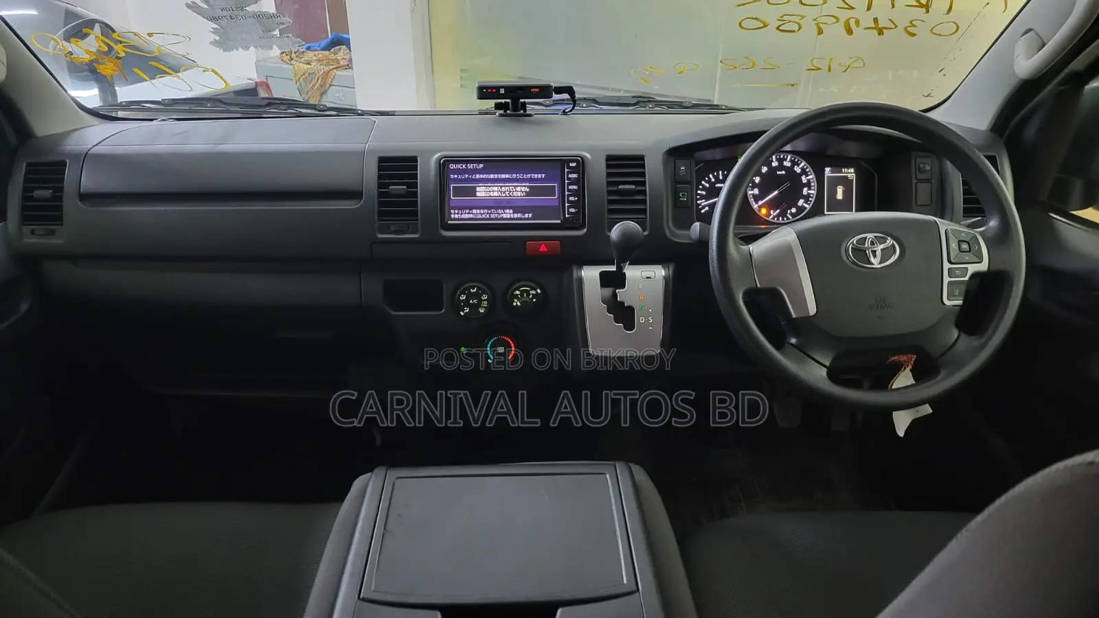 Toyota HiAce 2021 Black