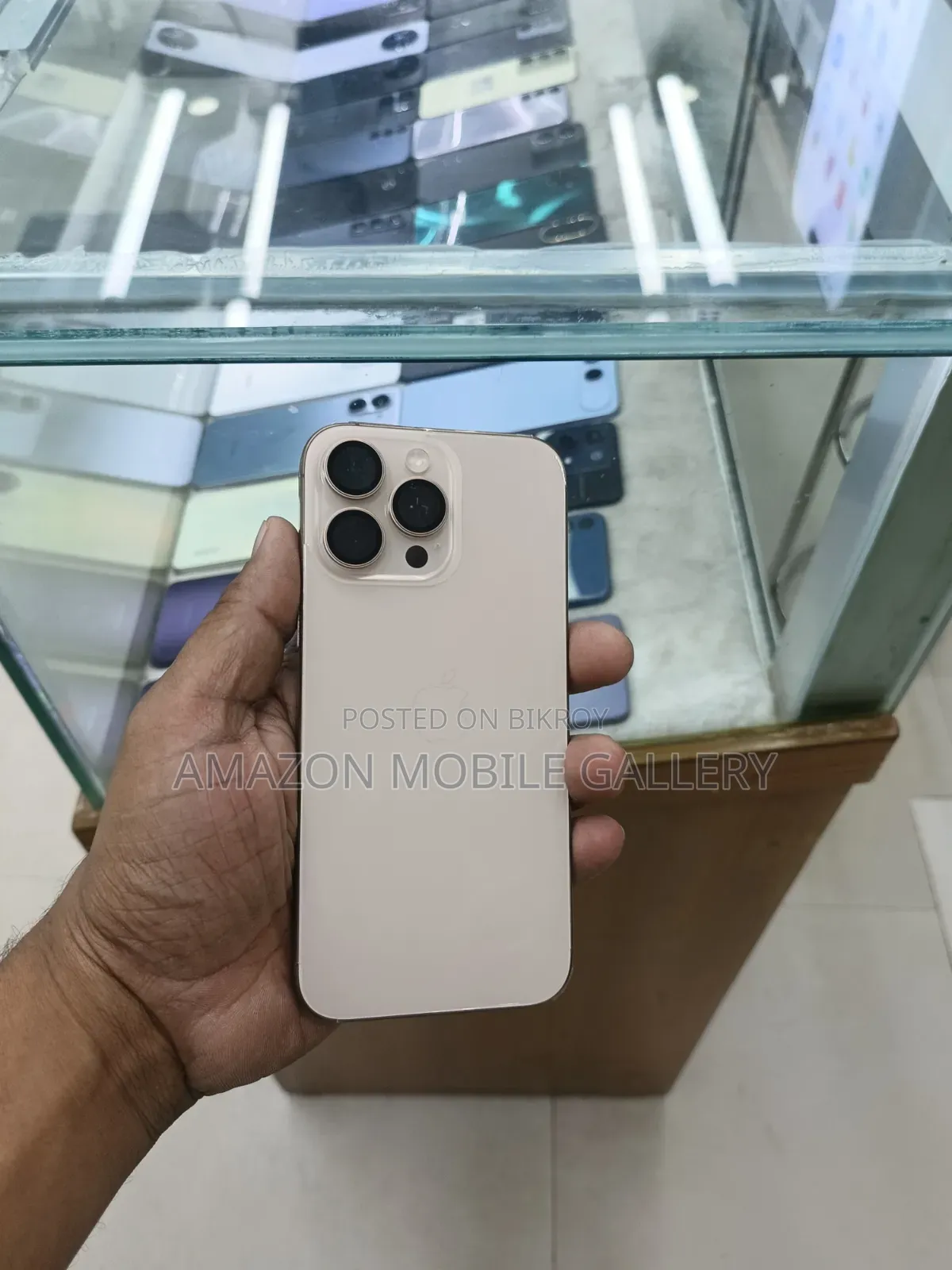 Apple iPhone 16 Pro Max 256 GB Gold