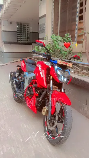 TVS Apache 160 4V 2022 Red