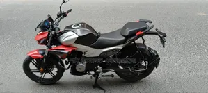 Hero Xtreme 125R 2025 Red