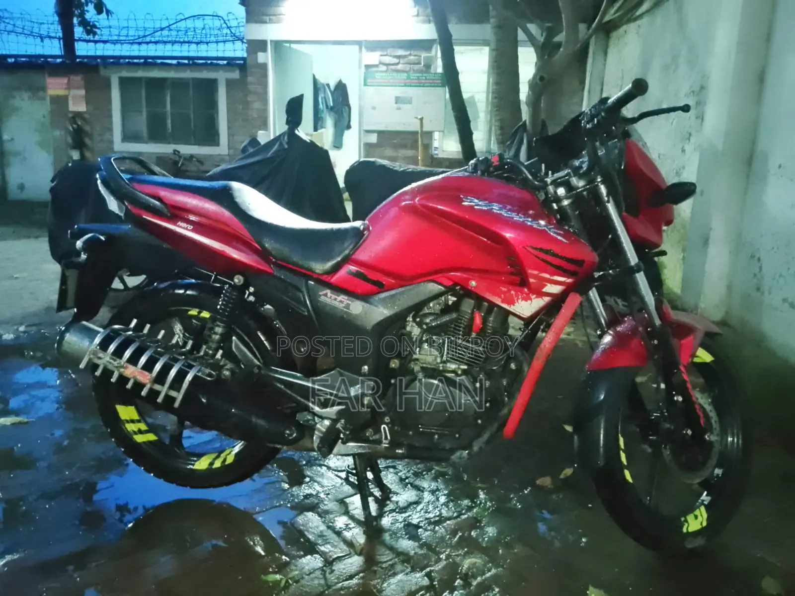 Hero Hunk 2017 Red