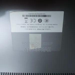 Laptop Huawei MateBook 13 WRT-W19E 16GB Intel Core I7 HDD 128GB