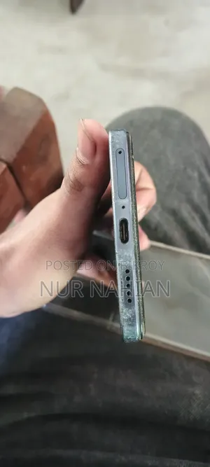 Vivo V27e 256 GB Black