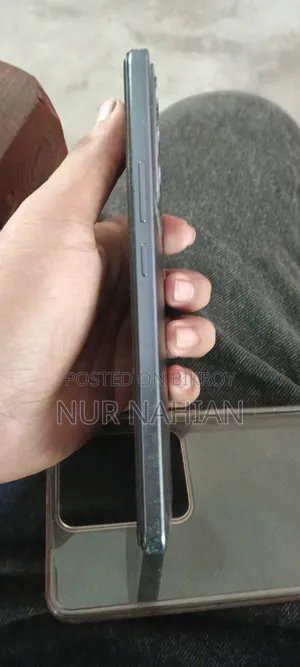 Vivo V27e 256 GB Black