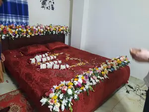 খাট, ম্যাট্রেস সহ
