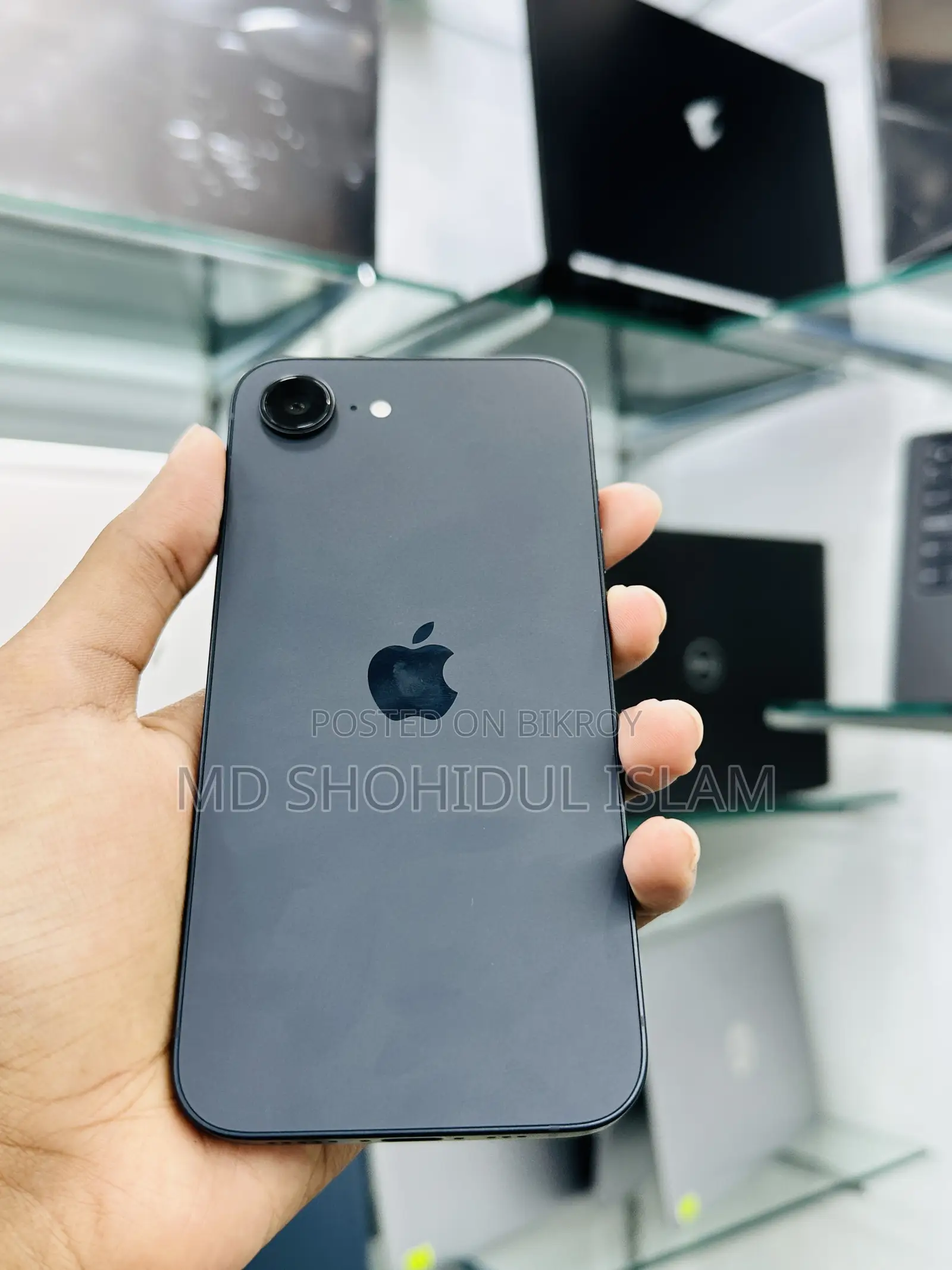Apple iPhone 16e 128 GB Black