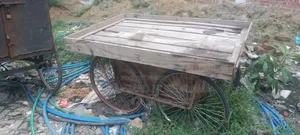 Four-wheeled van cart