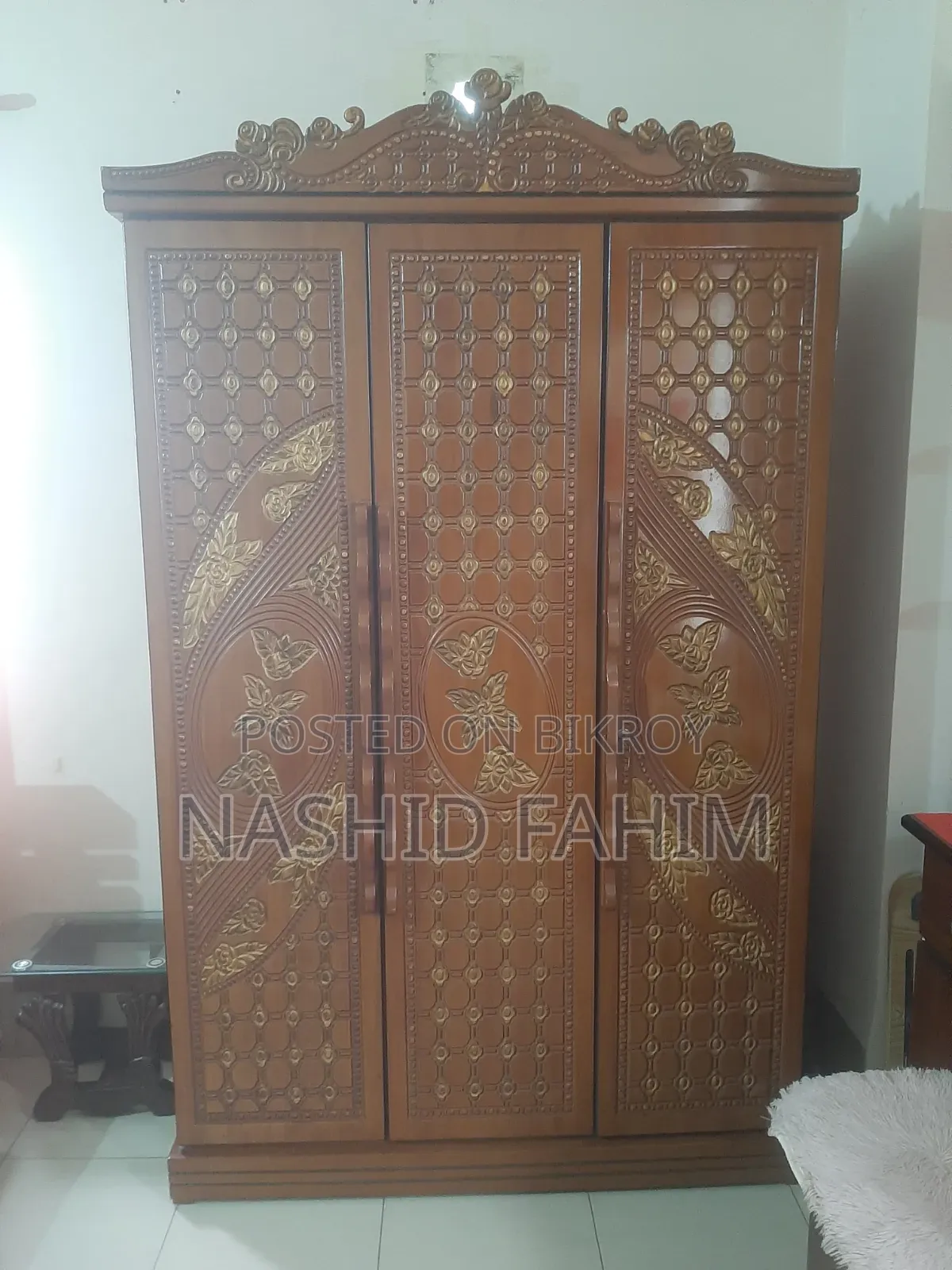 3-Door Malaysian Board Wardrobe – Sturdy and Beautiful Design