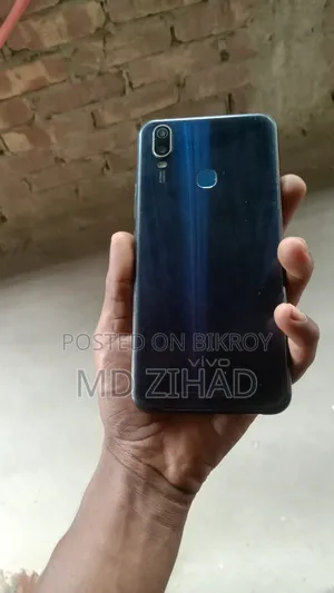 Vivo Y11 32 GB Black