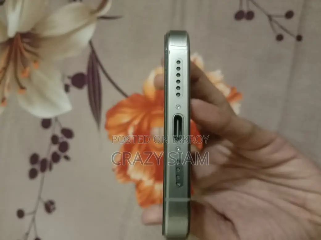 নতুন অ্যাপল আইফোন ১৫ প্রো ম্যাক্স ২৫৬ জিবি সাদা