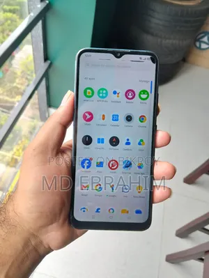 Realme 64 GB Silver