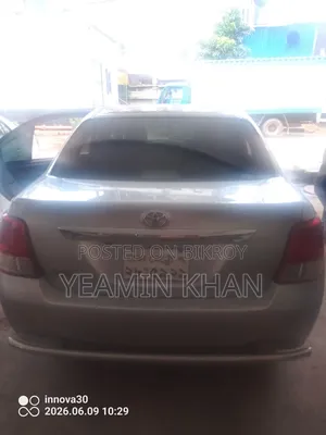 Toyota Axio 2013 Silver