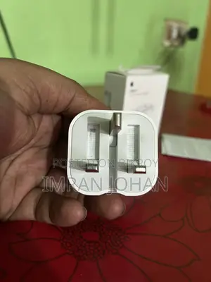 Apple Adaptor
