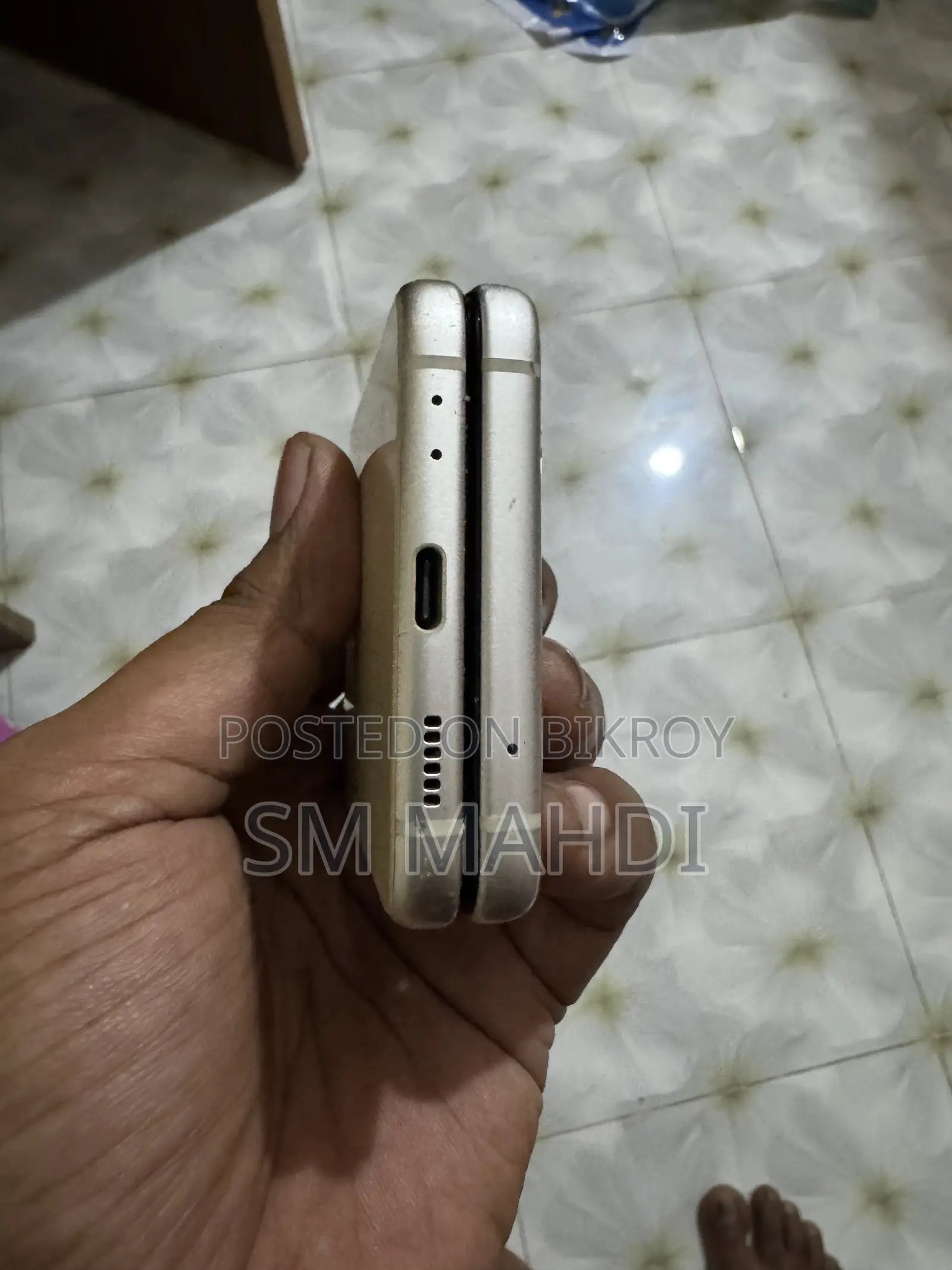 Samsung Galaxy Z Fold 3 256 GB Silver
