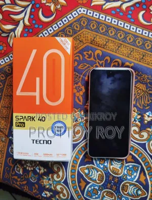 Tecno Spark 40 Pro 128 GB Silver