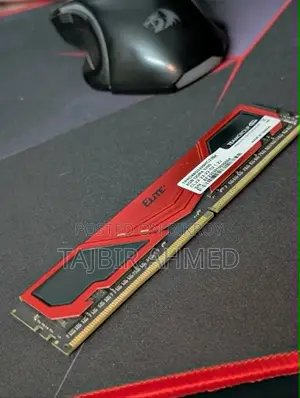 Team Elite Plus Red 8GB 3200MHz DDR4 RAM