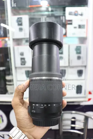Canon Mount Tamron 18-200mm Lens