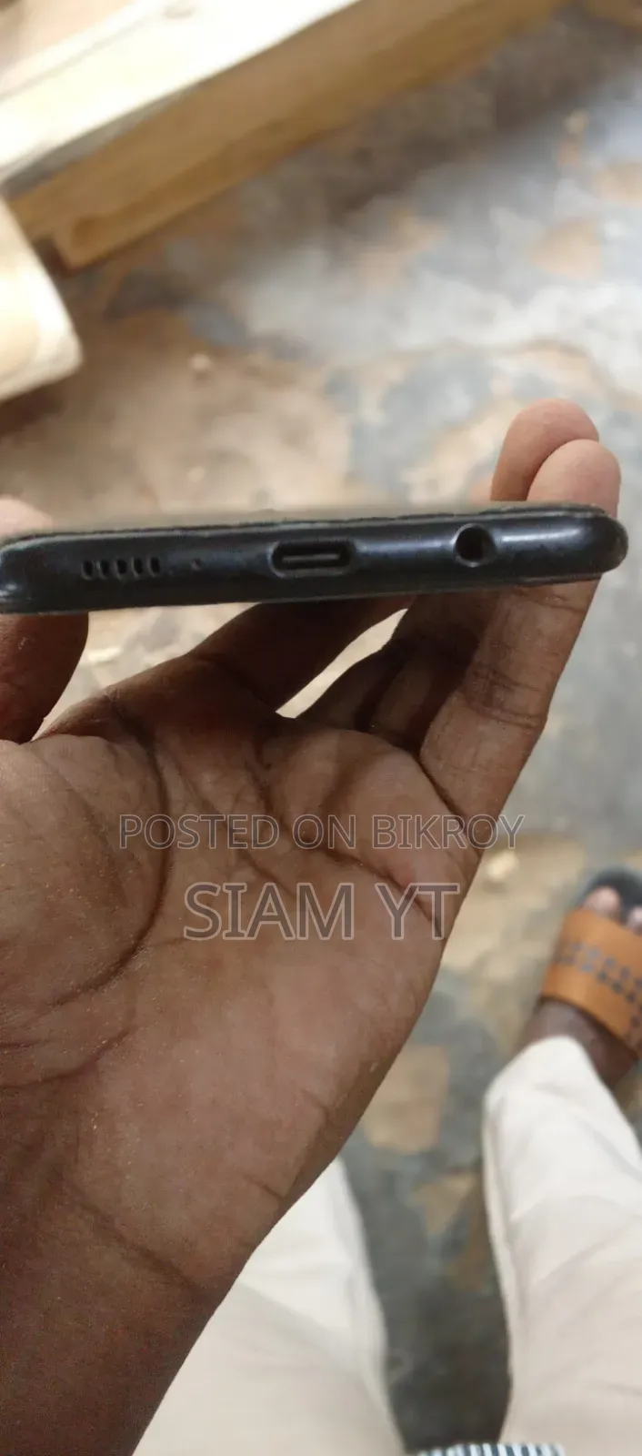 Samsung Galaxy A20 32 GB Black