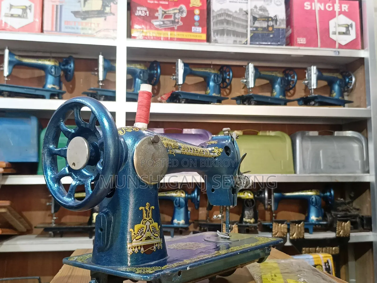 Second Hand Sewing Machine Full Package With Table Stand