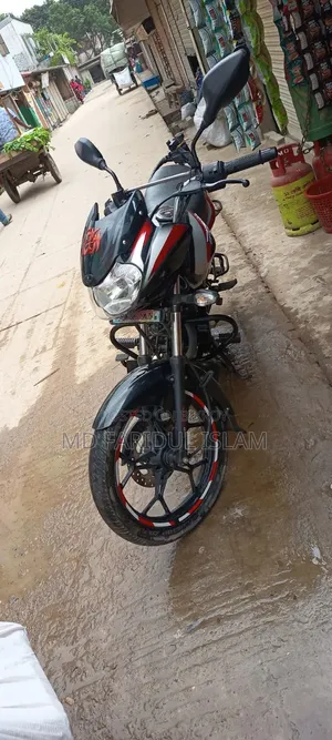 Bajaj Discover 125 2022 Black