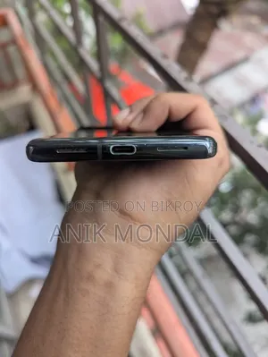 গুগল পিক্সেল ৭ প্রো ১২৮ জিবি ব্ল্যাক