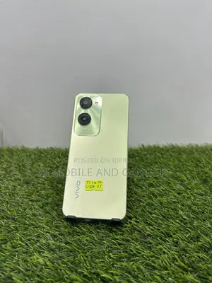 Vivo 128 GB Green