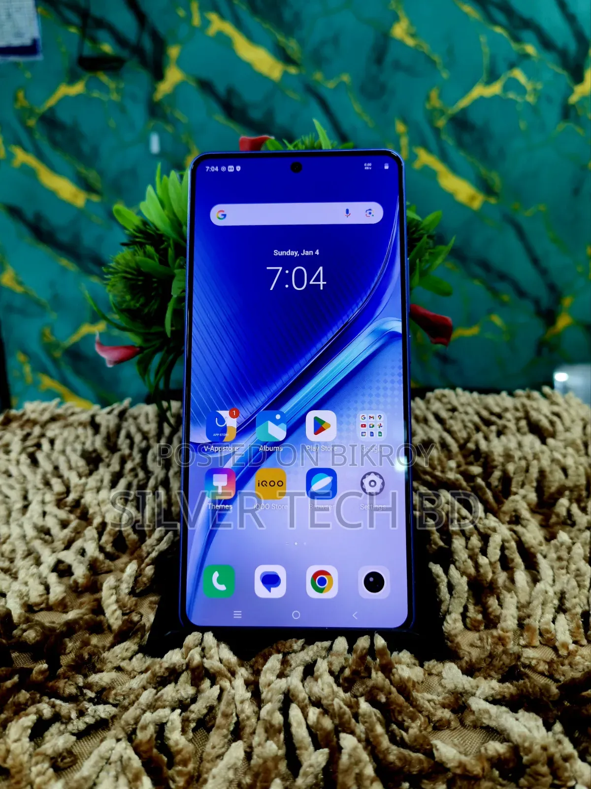 iQOO 128 GB Blue