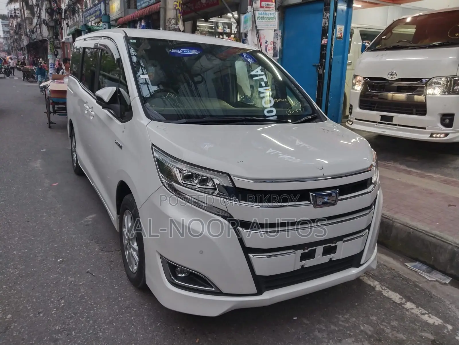 Toyota Noah 2021 Pearl