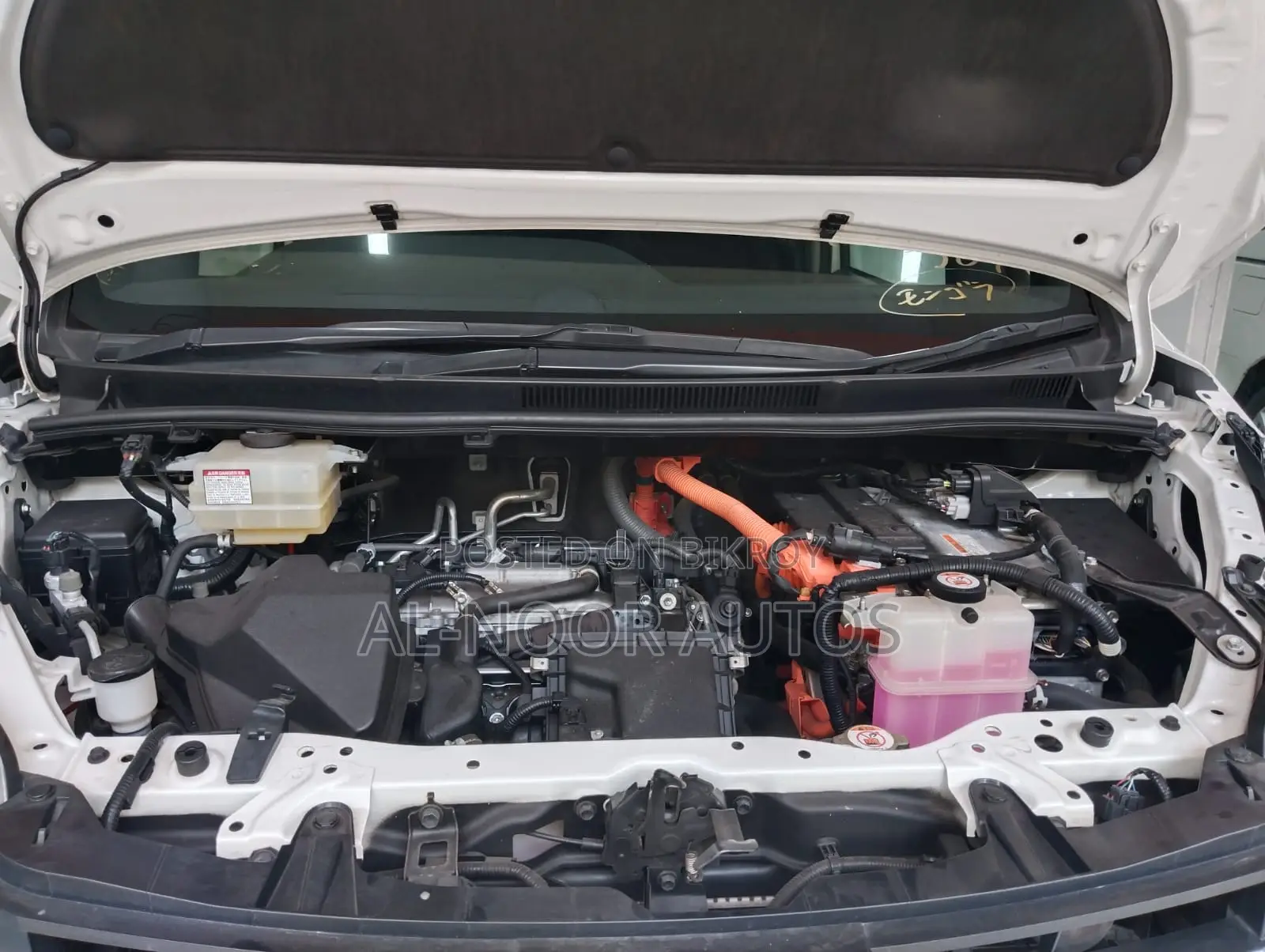 Toyota Noah 2021 Pearl