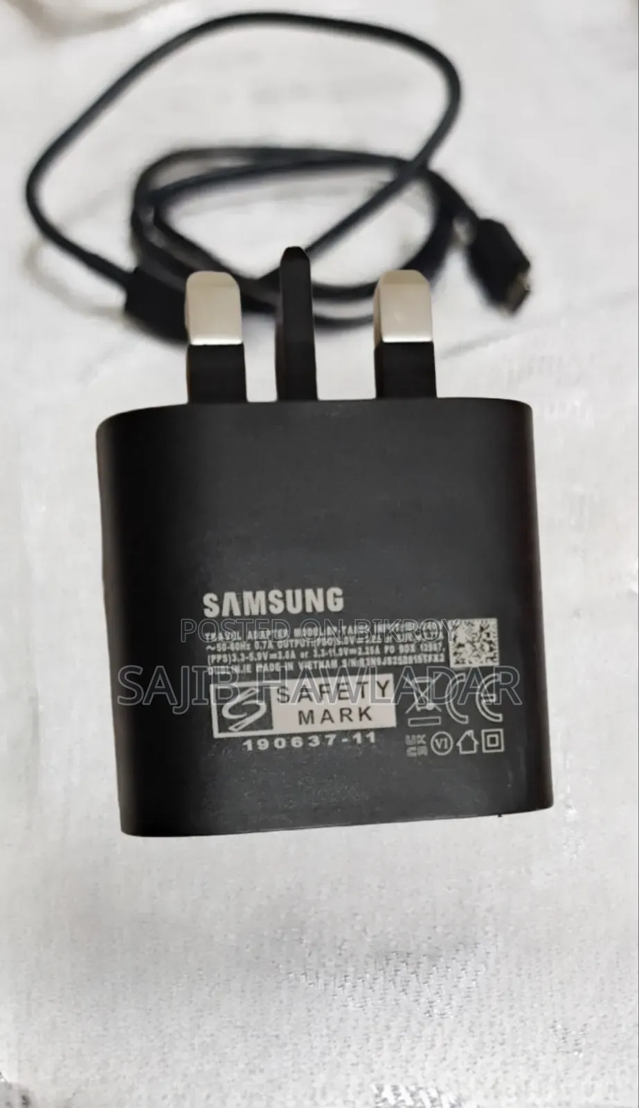 Samsung 3 Pin 25w Superfast Charger