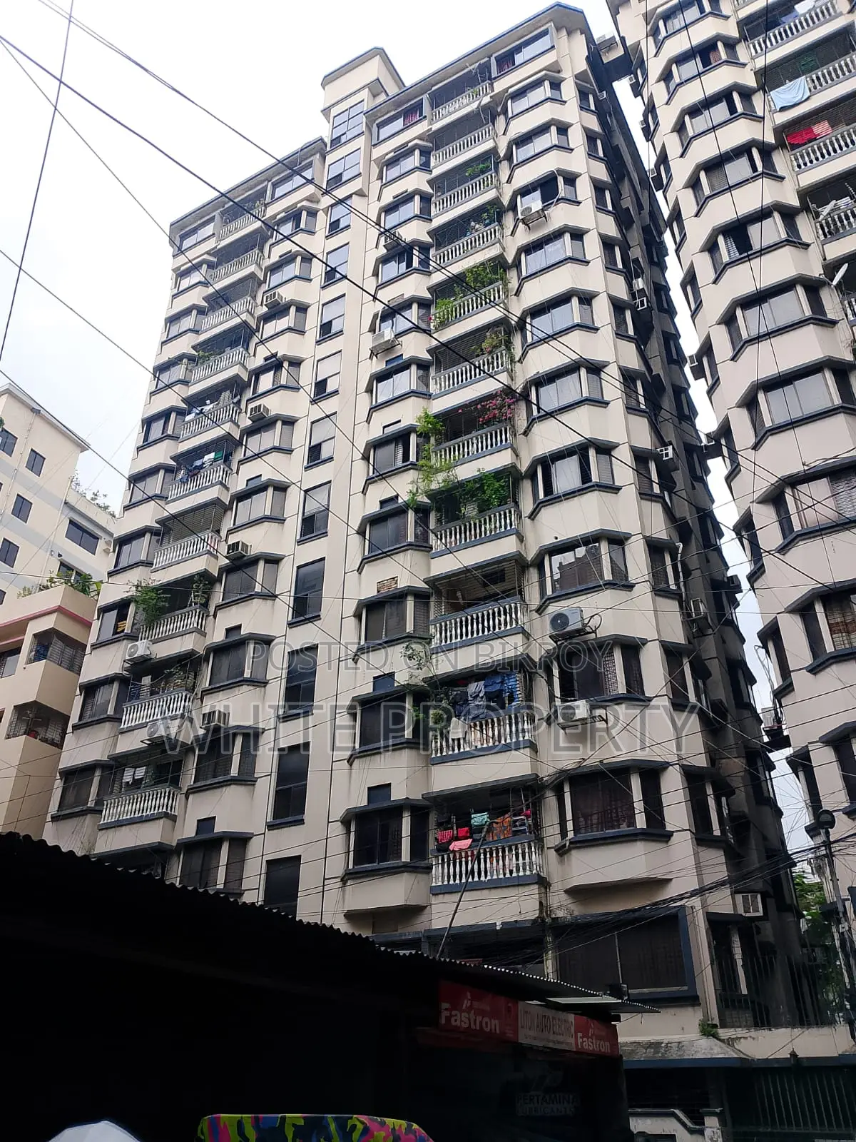 3-bedroom Apartment in White Property, Dhanmondi for sale