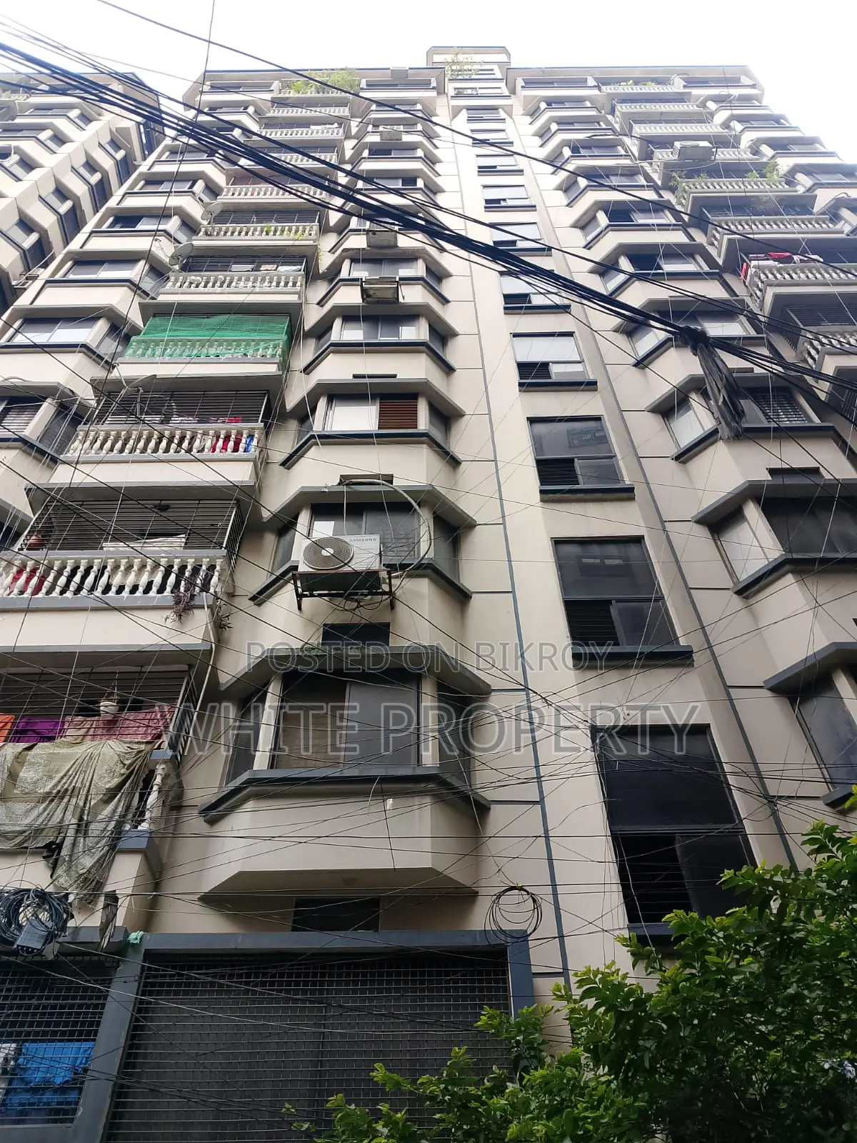3-bedroom Apartment in White Property, Dhanmondi for sale
