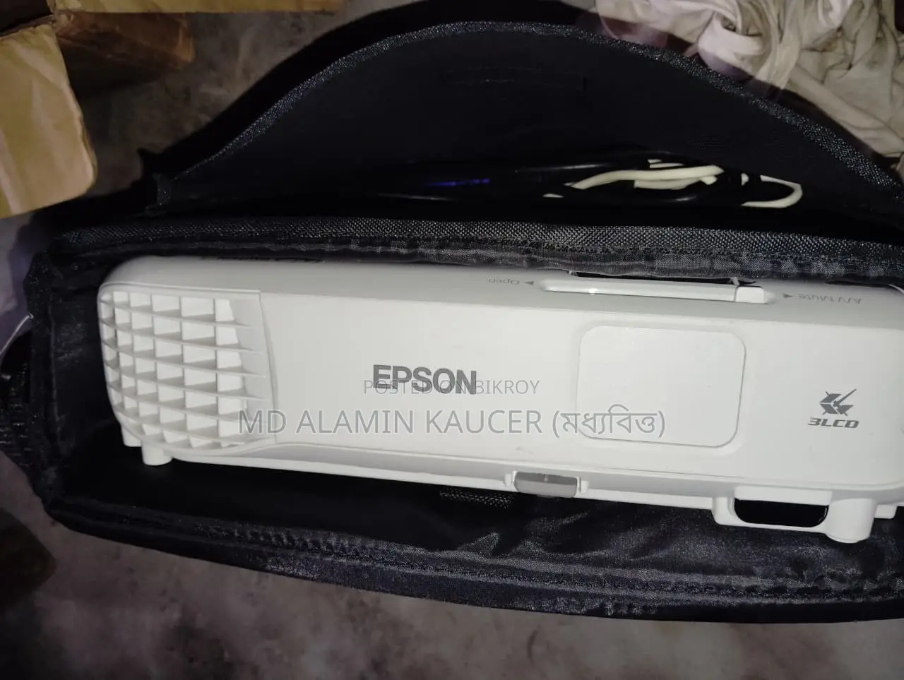 Original Epson EB-S05 Projector for Sale