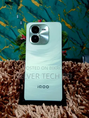 iQOO Z9x 128 GB Green