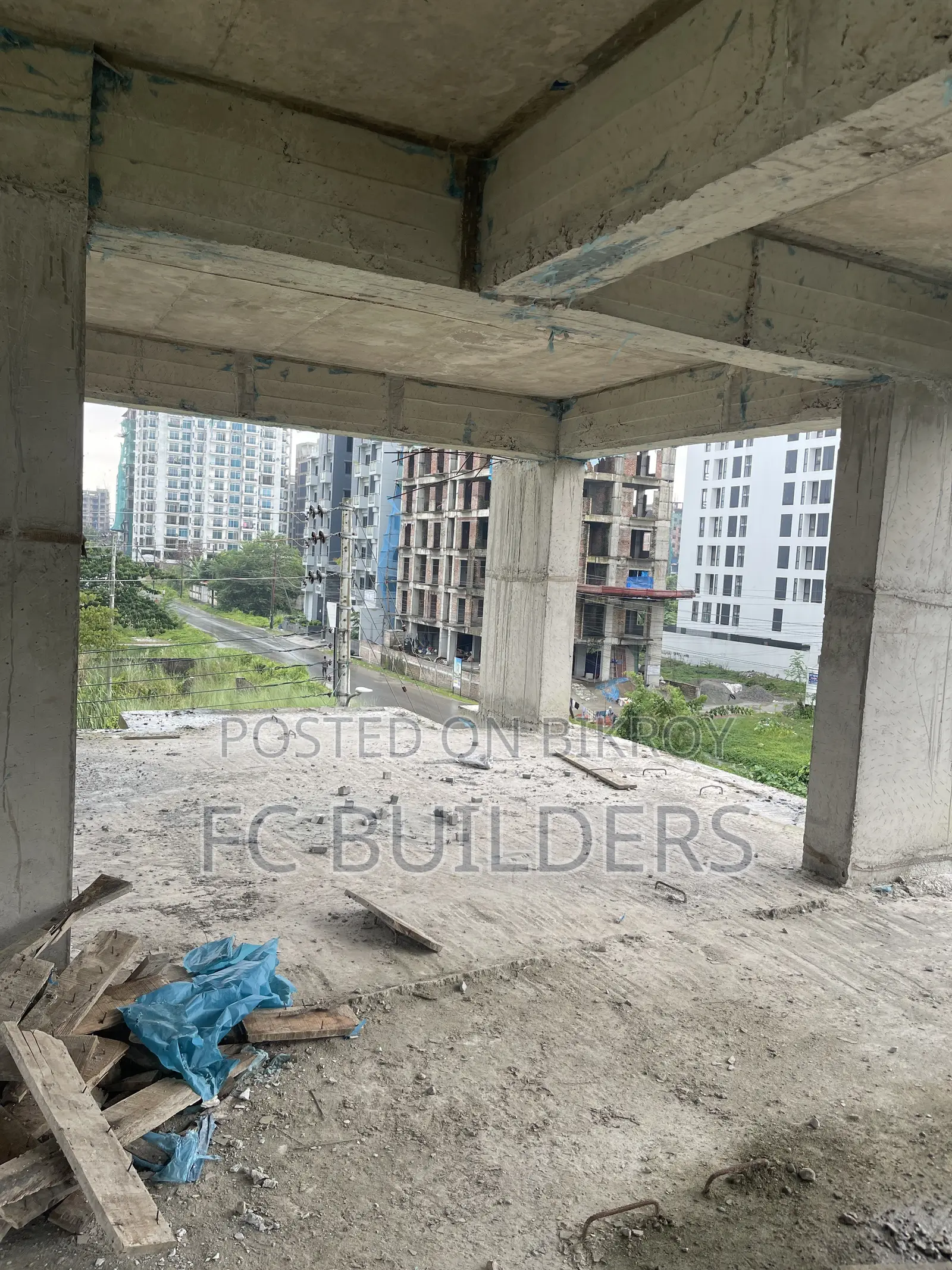 Furnished 3-bedroom Apartment in Ak Muntahen, Basundhara for sale