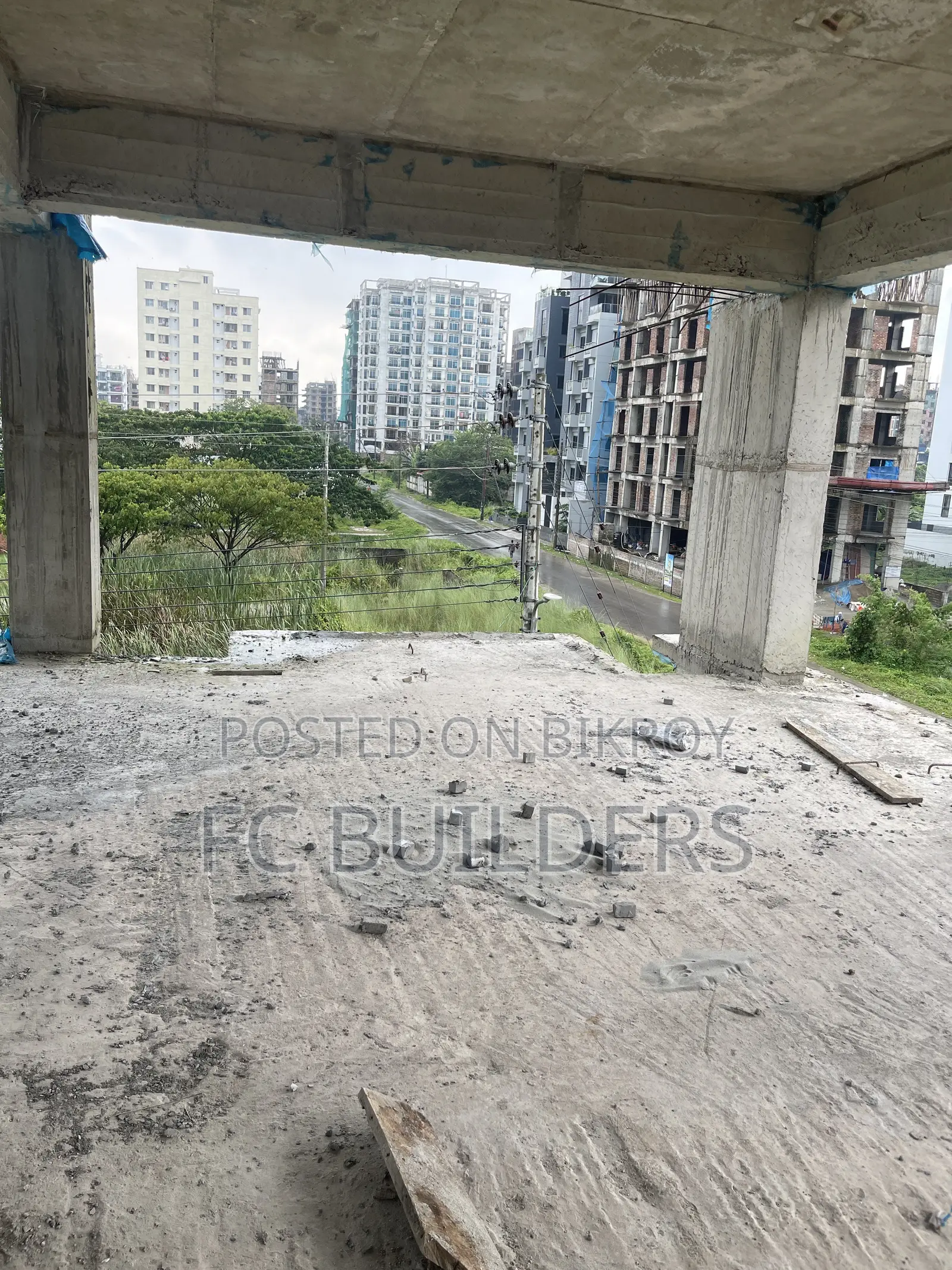 Furnished 3-bedroom Apartment in Ak Muntahen, Basundhara for sale