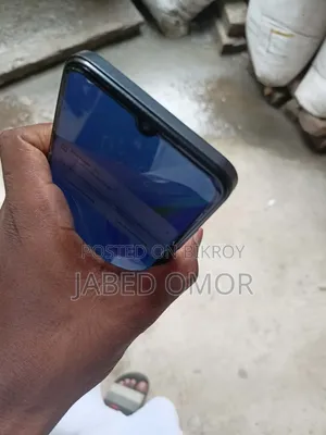 Infinix Hot 30i 128 GB Purple