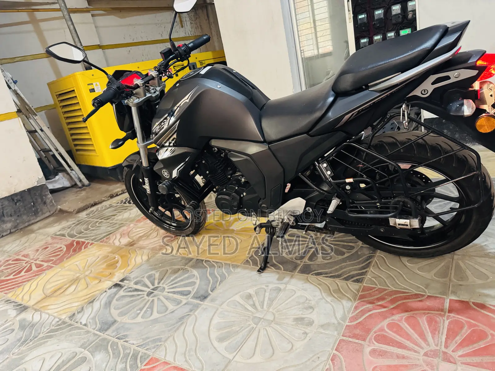 ইয়ামাহা এফজেড ২০২৪ ব্ল্যাক