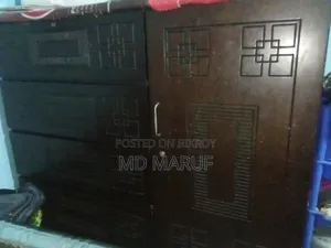 কাঠের ড্রেসার