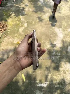 Apple iPhone 16 Pro 128 GB Rose Gold
