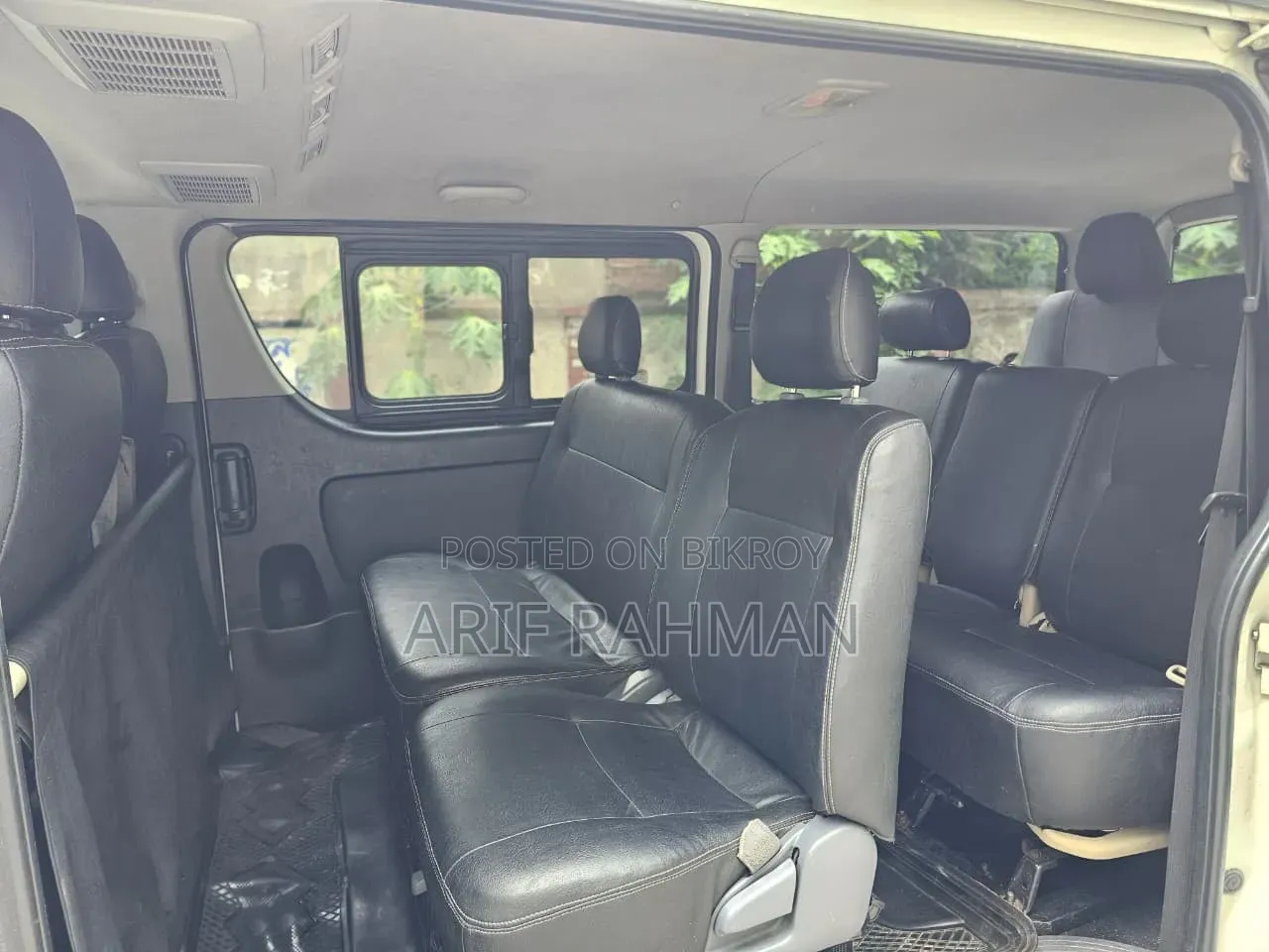 Toyota HiAce 2016 White