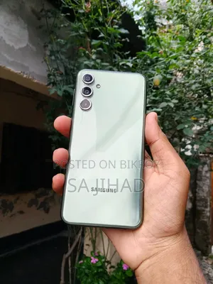 New Samsung Galaxy F34 128 GB Green