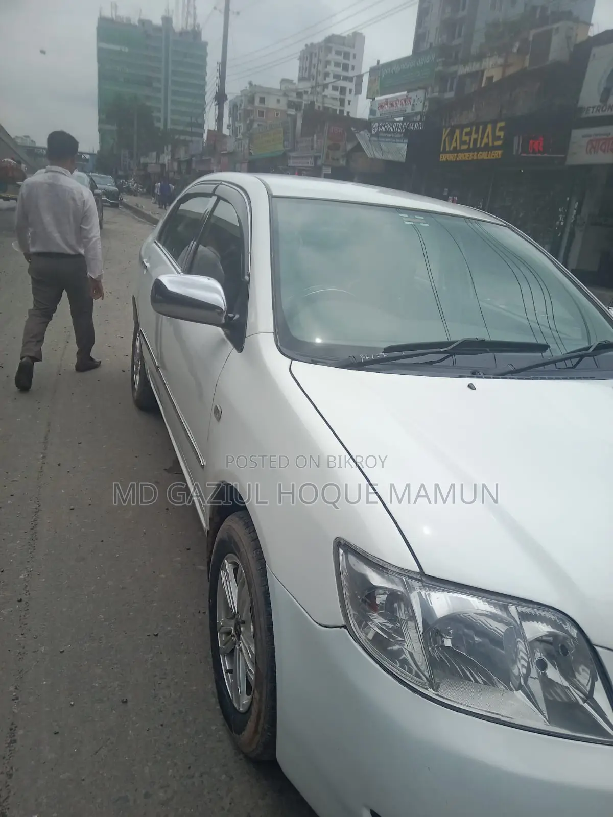 Toyota Corolla 2004 White