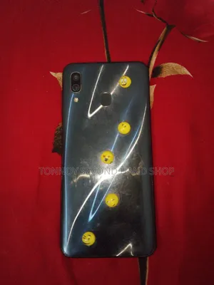 Samsung Galaxy A20 32 GB Black