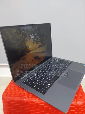 New Laptop 16GB Intel Core I5 SSD 512GB